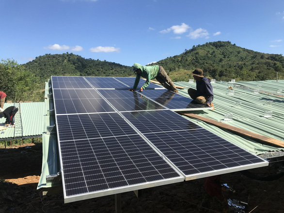 Chấn chỉnh nạn lách luật, vẽ dự án điện mặt trời trên đất nông nghiệp